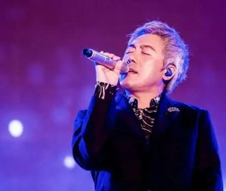 张宇我是歌手，张宇登上我是歌手节目舞台，演唱经典歌曲让人感动