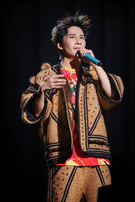 中国好声音张伟，【中国好声音张伟】现场演唱精彩回放
