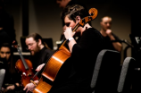 大提琴手高修：音乐世界的艺术大师